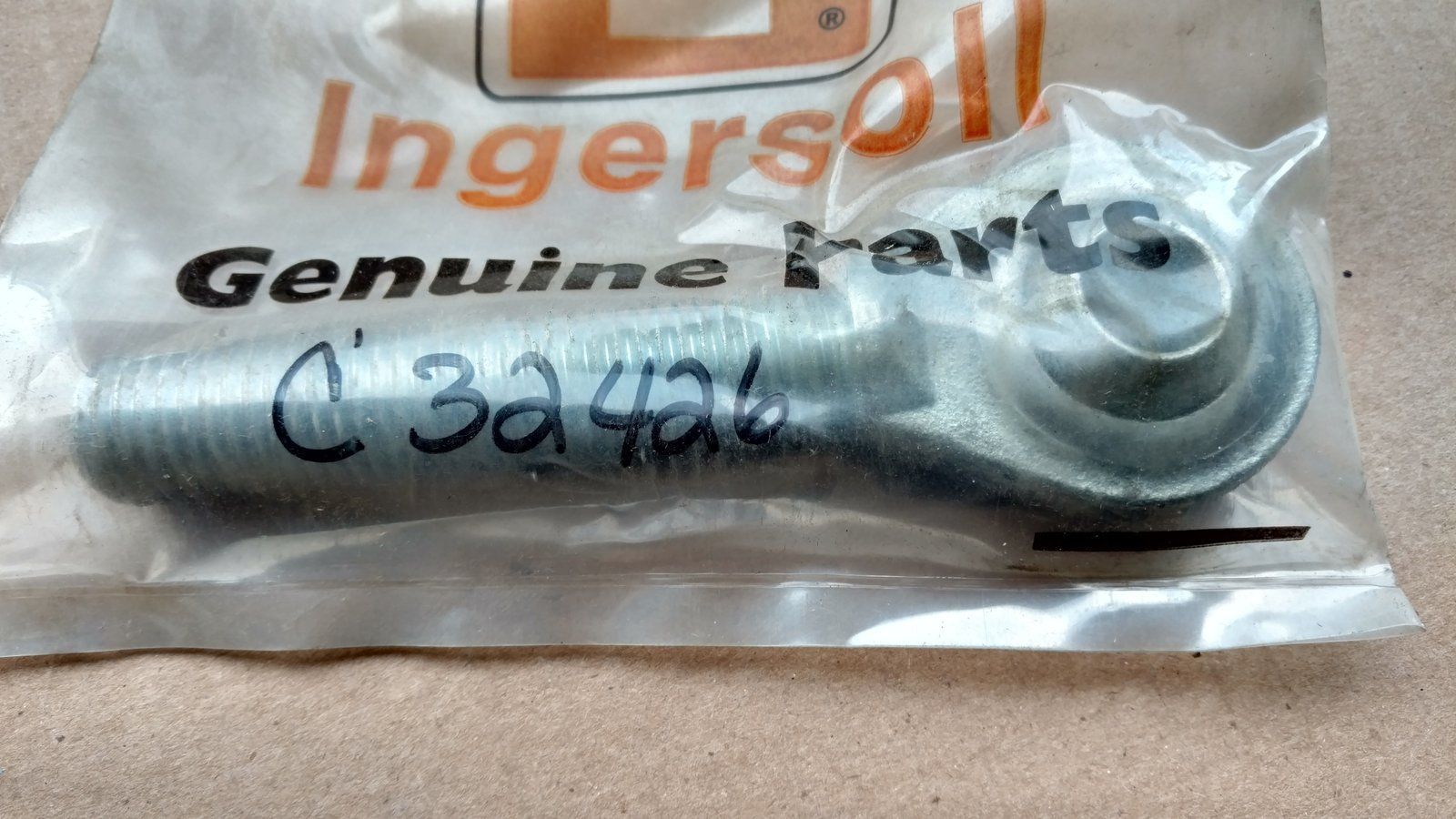 C32426 LIFT LINK BALL JOINT - RH 3/4-10 THREAD - Ingersoll/Case Tractor Part