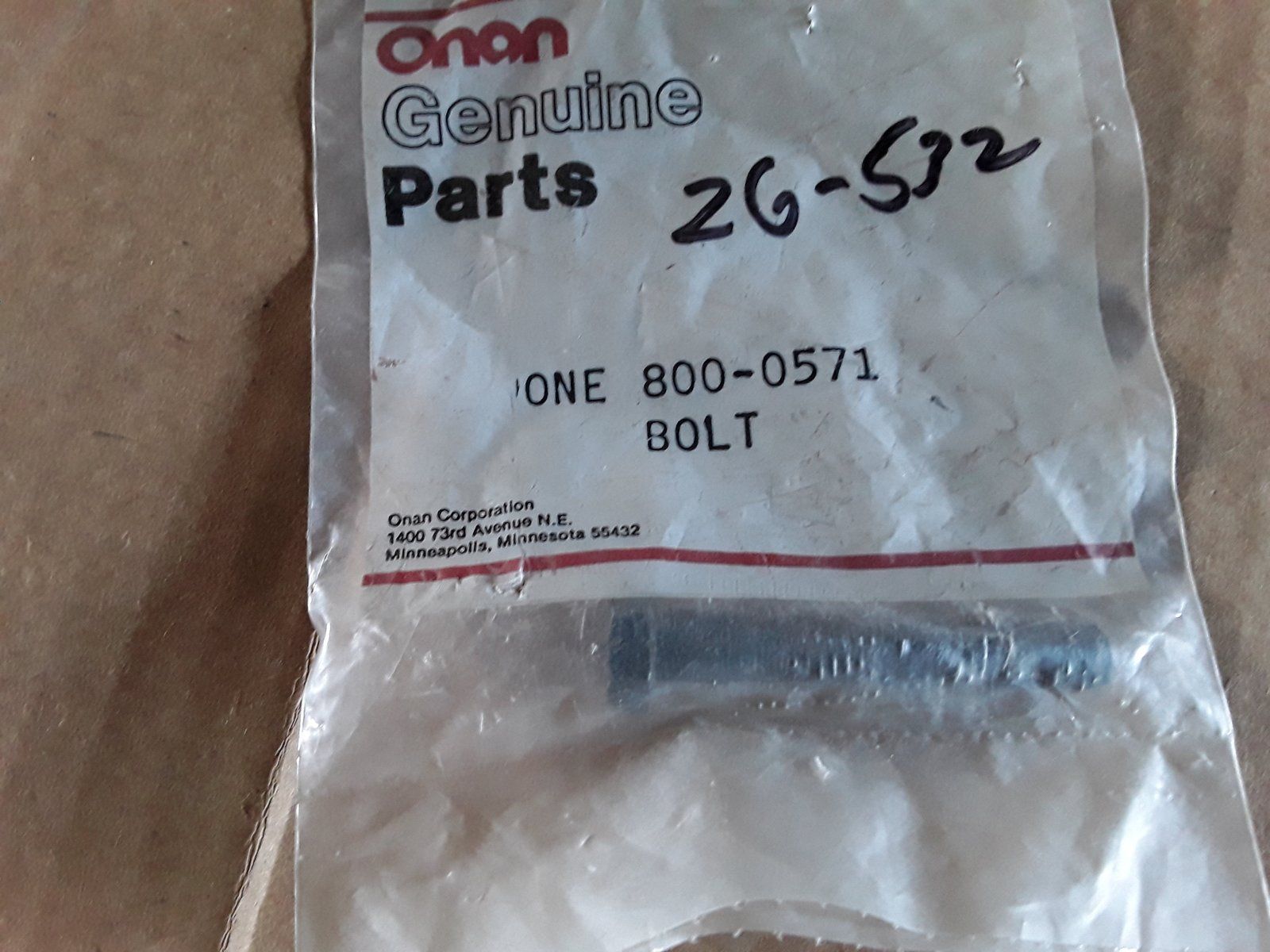 C32440 ONAN 800-0571 BOLT 26-532 - Ingersoll/Case Tractor Part