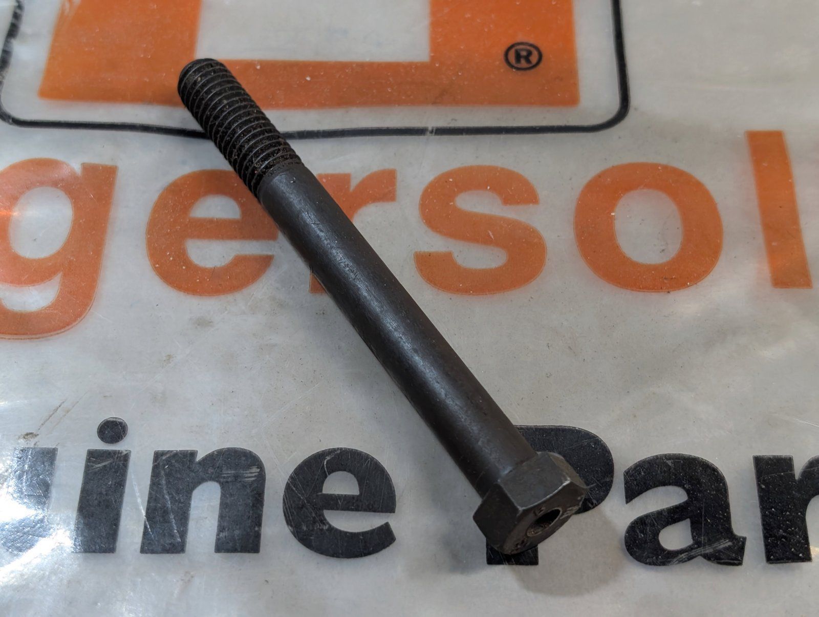 C32473 USED ONAN 104-0170 FLYWHEEL BOLT C20483 - Ingersoll/Case Tractor Part