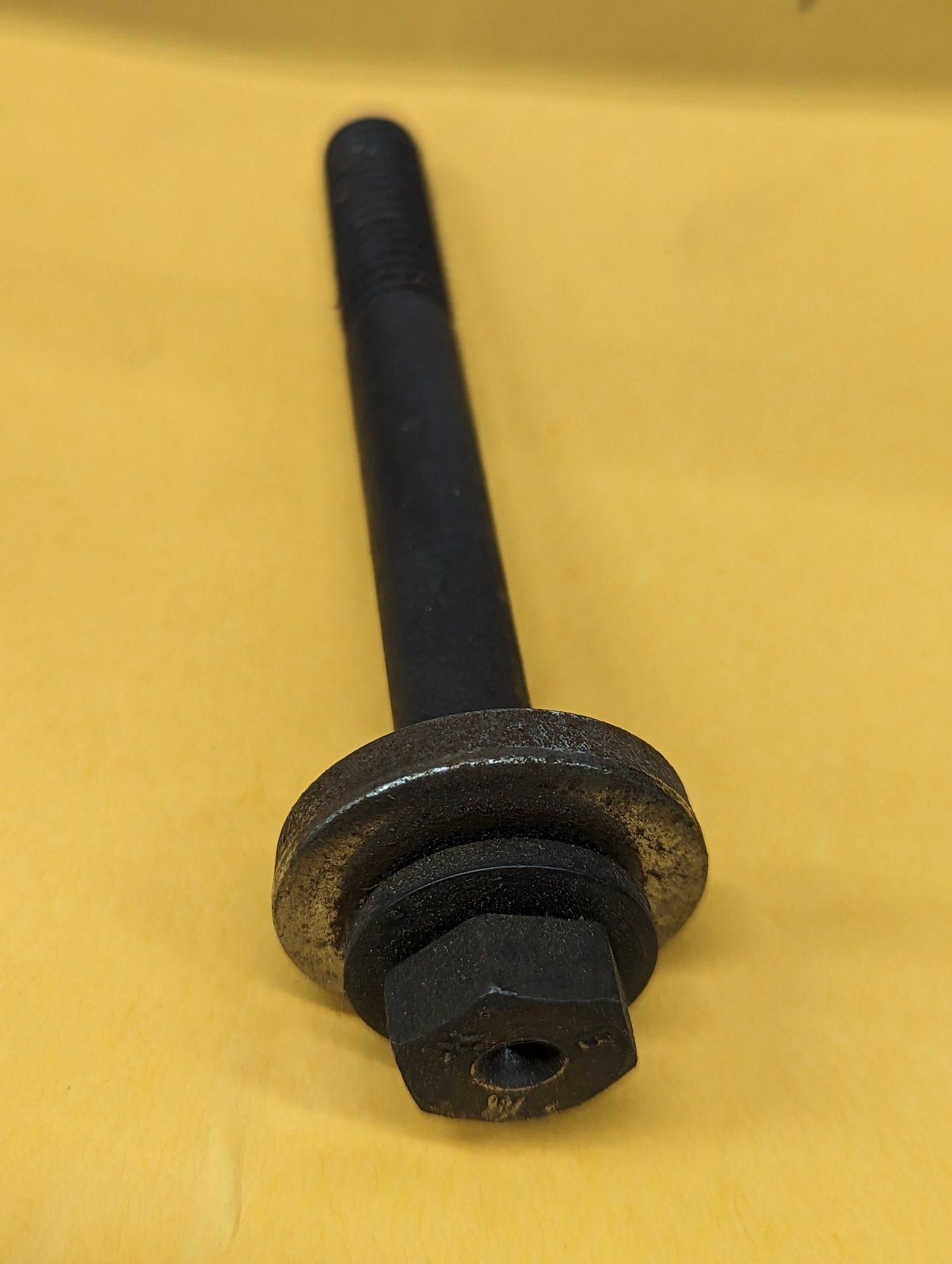C32473 USED ONAN FLYWHEEL BOLT - Ingersoll/Case Tractor Part