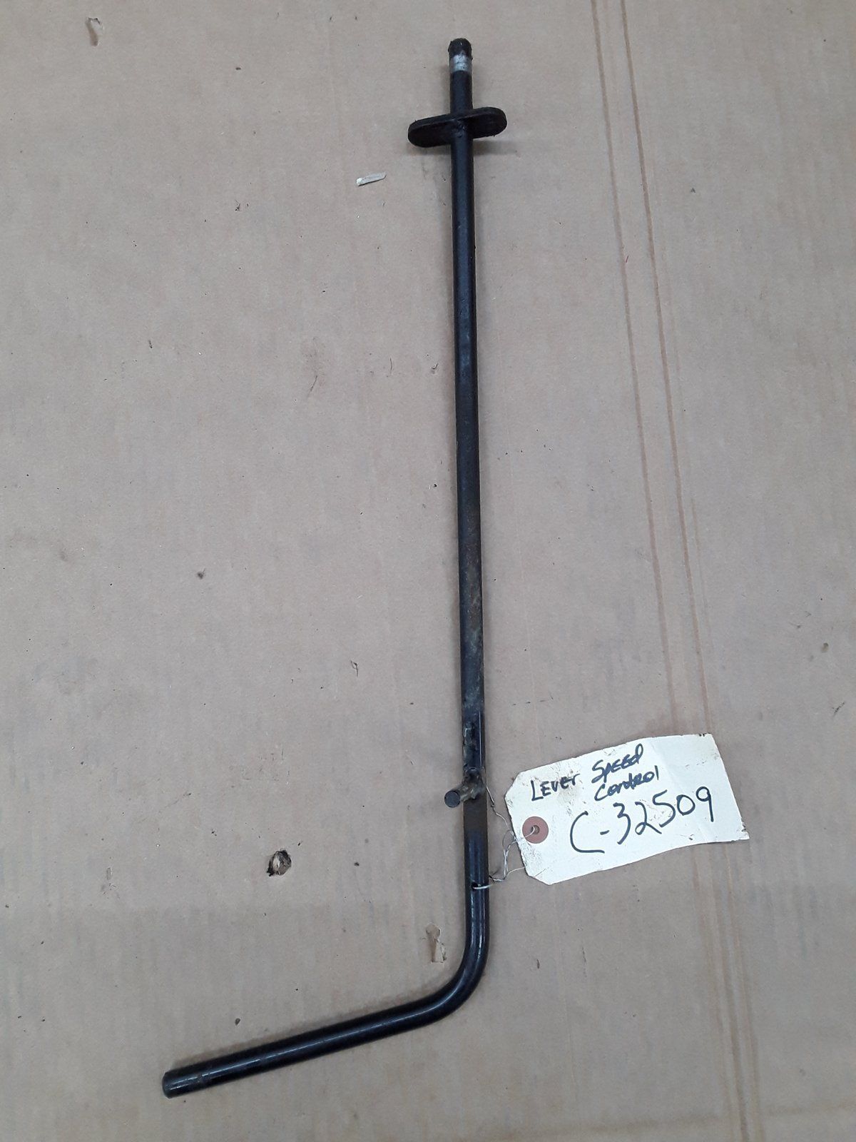 C32509 USED TRAVEL LEVER C33489 C31671 C47451 - Ingersoll/Case Tractor Part