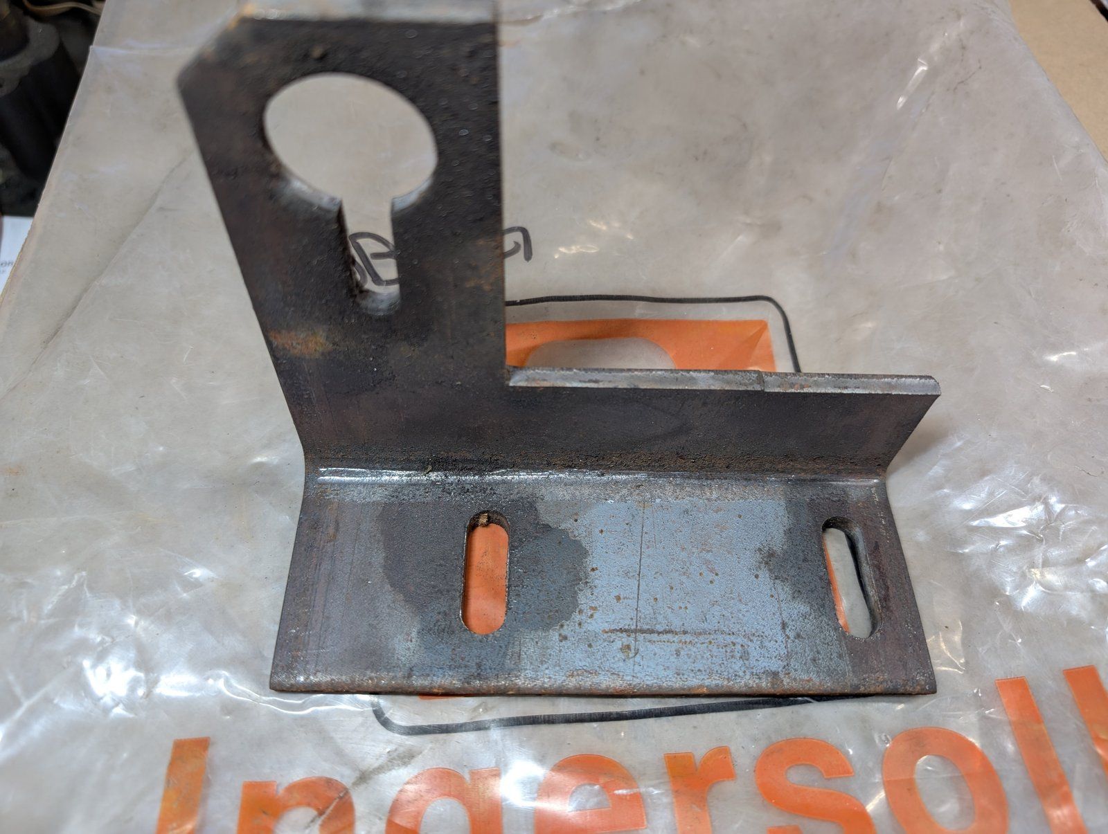 C32532 BRACKET BELT ADJUST - Ingersoll/Case Tractor Part