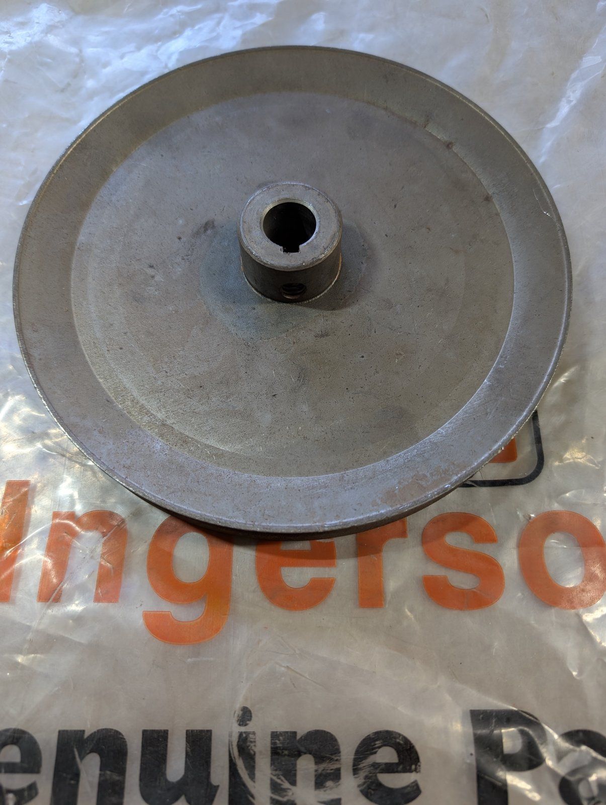 C32535 PULLEY V "A" X .625 HUB HRM48H - Ingersoll/Case Tractor Part