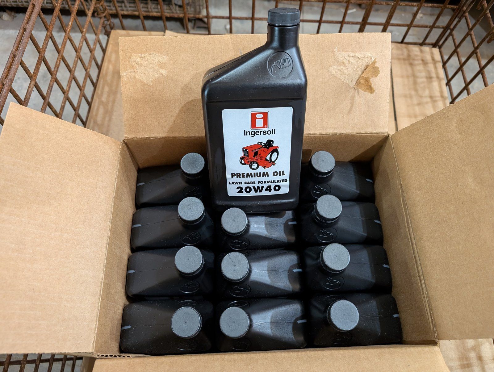 C32778 OIL - 1 CASE 20W40 (12QTS) - Ingersoll/Case Tractor Part