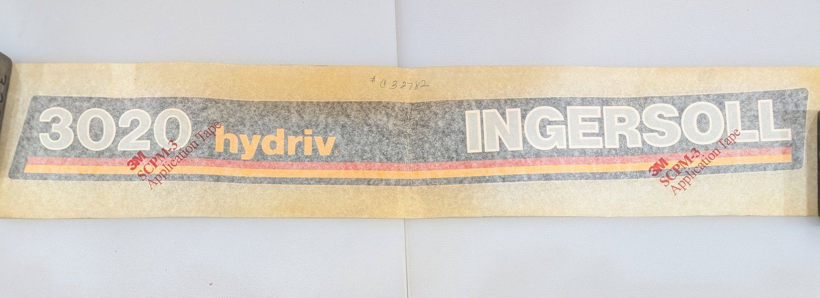 C32782 DECAL HOOD RH 3020 - Ingersoll/Case Tractor Part