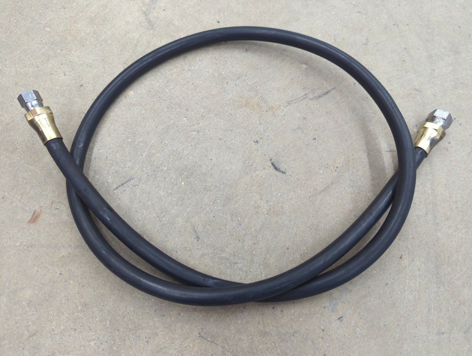 C33114 HOSE (ASSY) HYD .25X50.0 27 - Ingersoll/Case Tractor Part