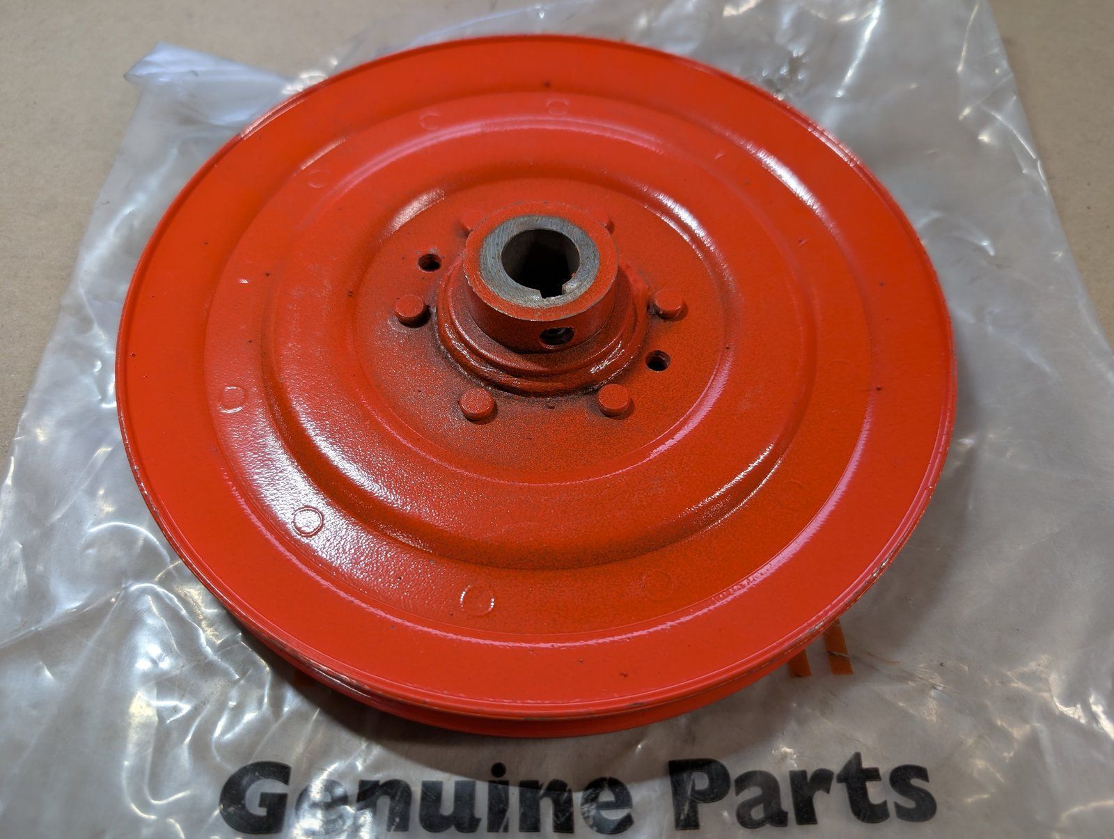 C33208 PULLEY- V "A" 7.00x.626 HUB - Ingersoll/Case Tractor Part