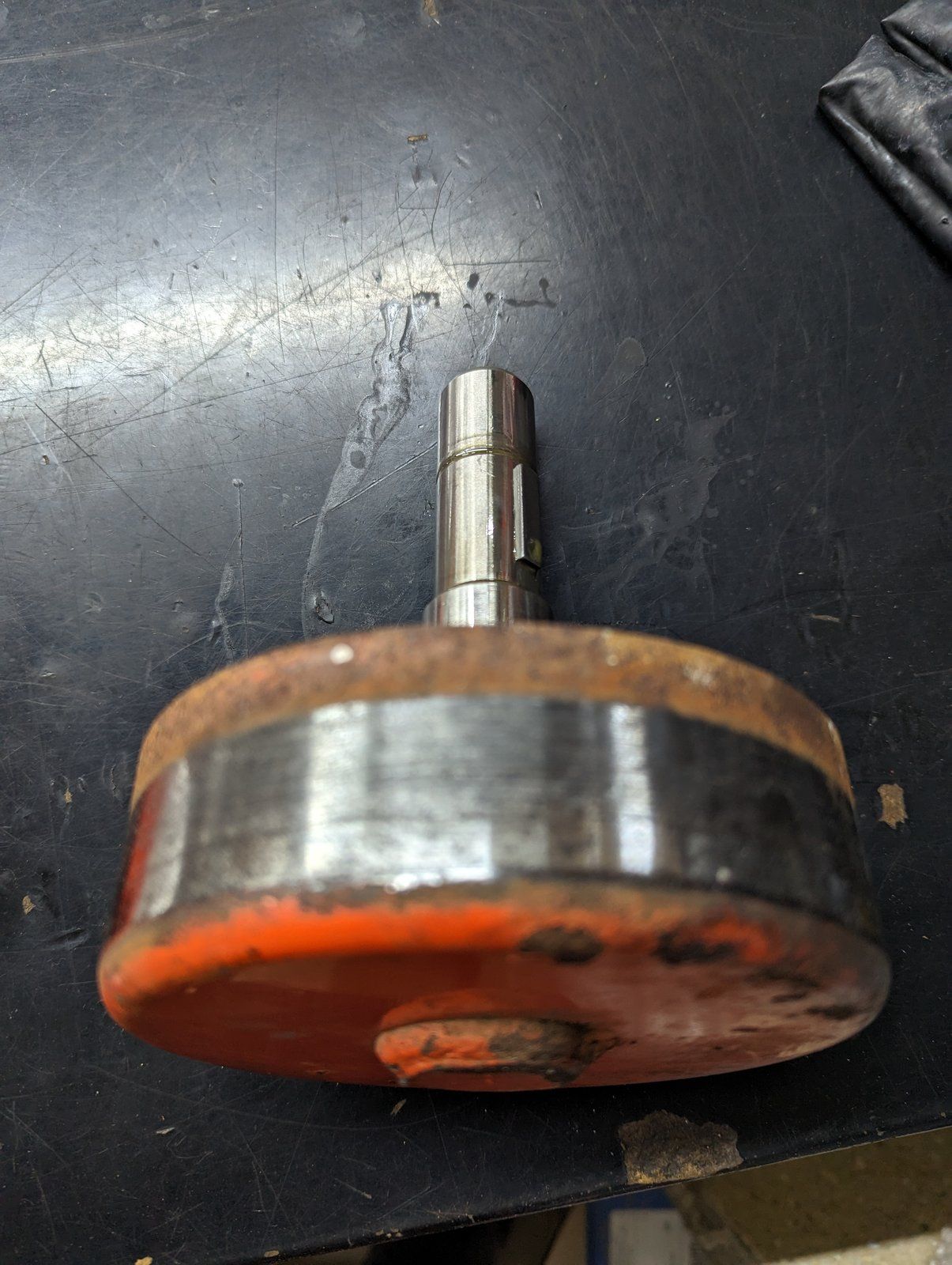 C33305 USED BRAKE DRUM C25258 - Ingersoll/Case Tractor Part