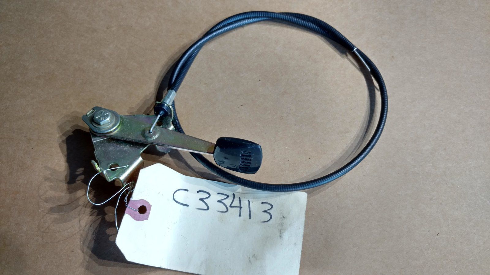 C33413 CONTROL - THROTTLE - Ingersoll/Case Tractor Part