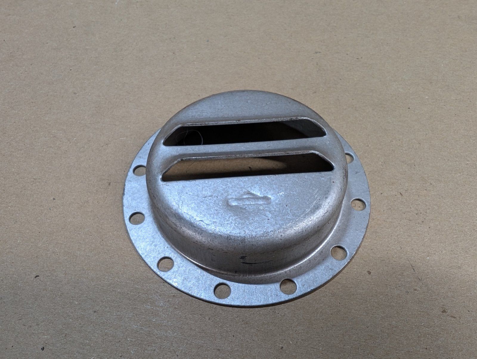 C33444 Muffler DEFLECTOR - BRIGGS 795038 - Ingersoll/Case Tractor Part