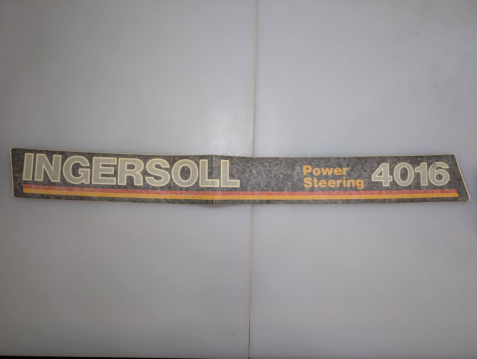 C33482 DECAL HOOD LH 4016PS - Ingersoll/Case Tractor Part