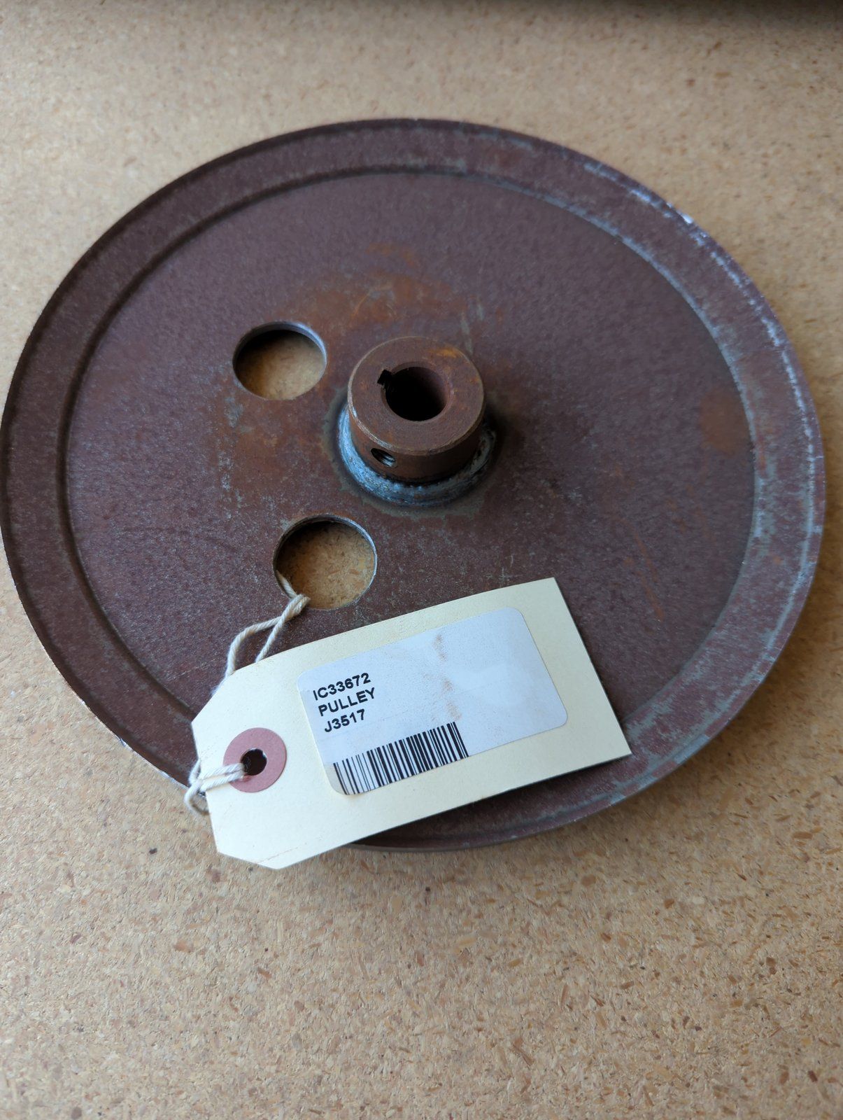 C33672 PULLEY V 