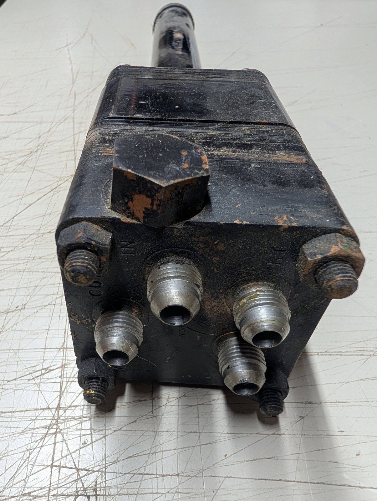 C33743 USED PUMP - HAND P.S. - Ingersoll/Case Tractor Part