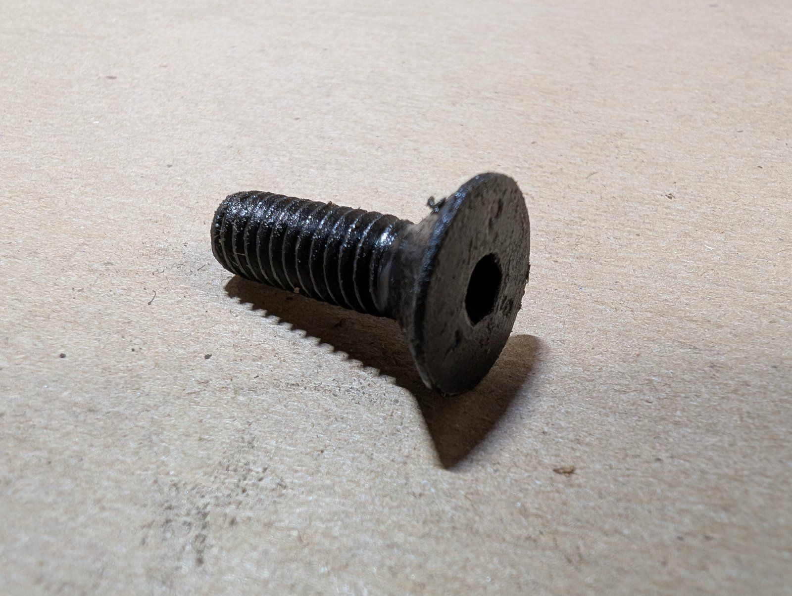 C34157 SCREW FL HEX HD 5/16-18 X 15/16 - Ingersoll/Case Tractor Part