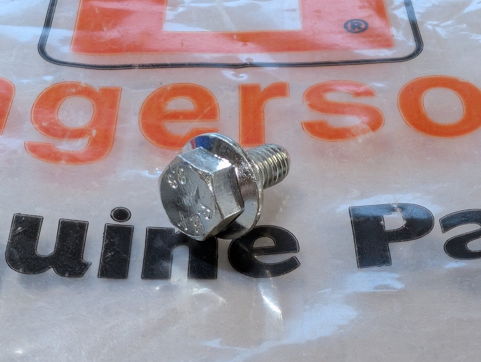 C34279 BOLT M6-1.0 - Ingersoll/Case Tractor Part