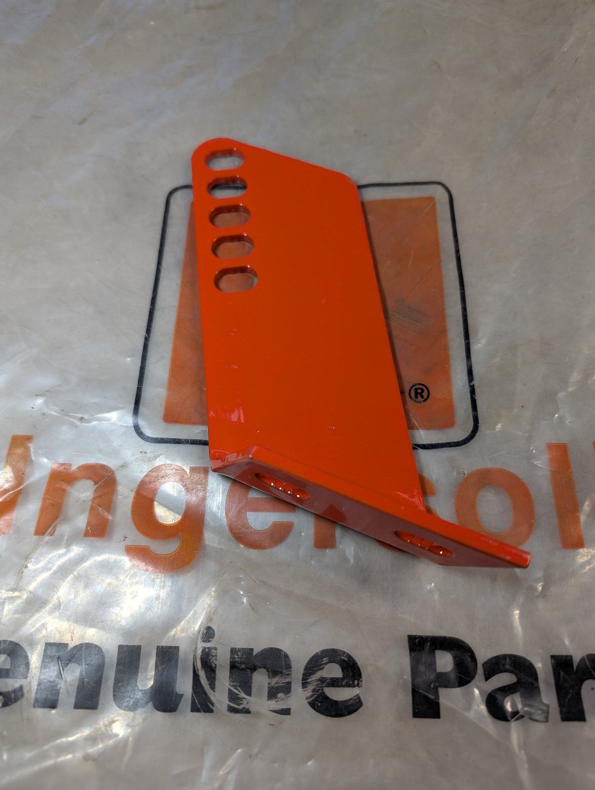 C34734 BRACKET HEIGHT ADJ RM44GR - Ingersoll/Case Tractor Part
