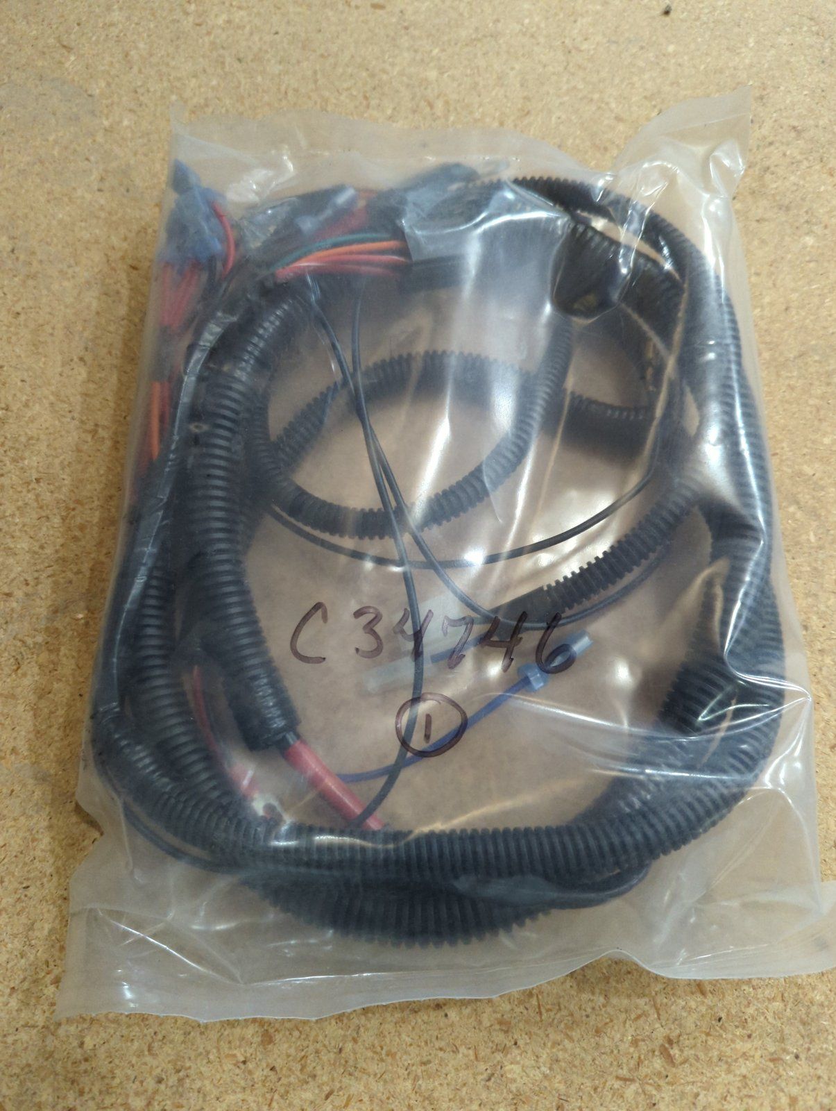 C34746 HARNESS - ELECTRICAL 6018 ONAN - Ingersoll/Case Tractor Part