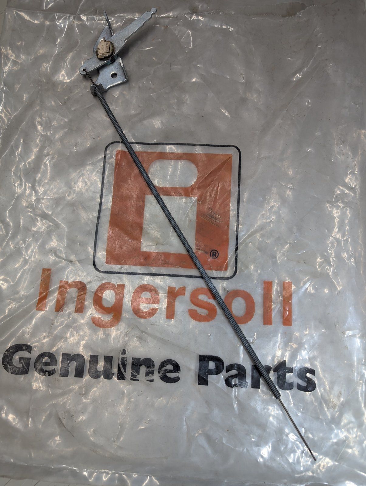 C34967 THROTTLE CONTROL NOMA 301141 - Ingersoll/Case Tractor Part