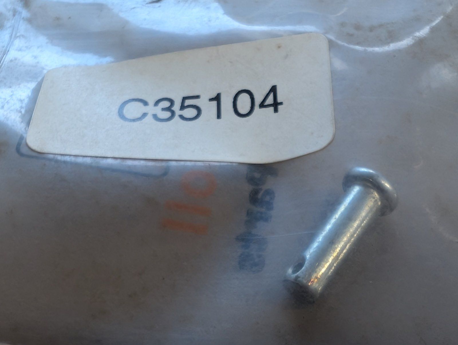 C35104 PIN CLEVIS .672 X .248 NOMA 138077 - Ingersoll/Case Tractor Part