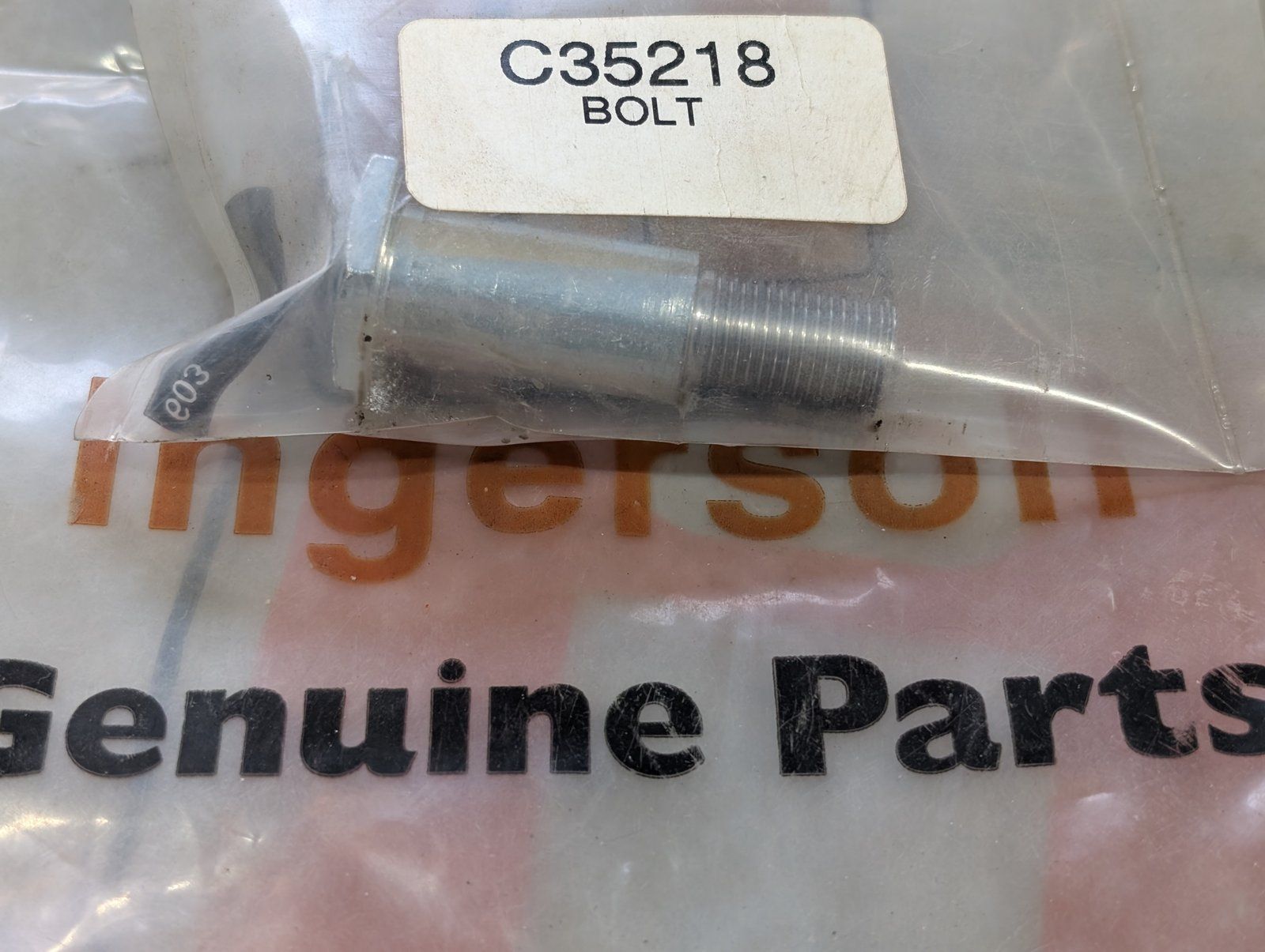 C35218 BOLT NOMA 304122 - Ingersoll/Case Tractor Part