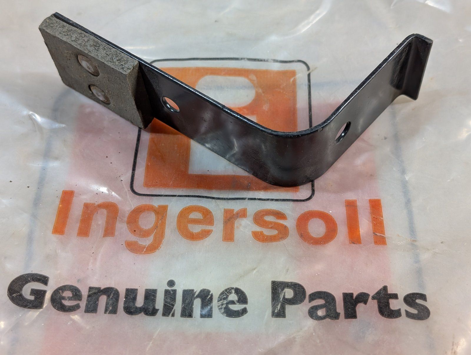 C35328 BLADE BRAKE ASSY 1114AWS NOMA 304118 C42128 - Ingersoll/Case Tractor Part