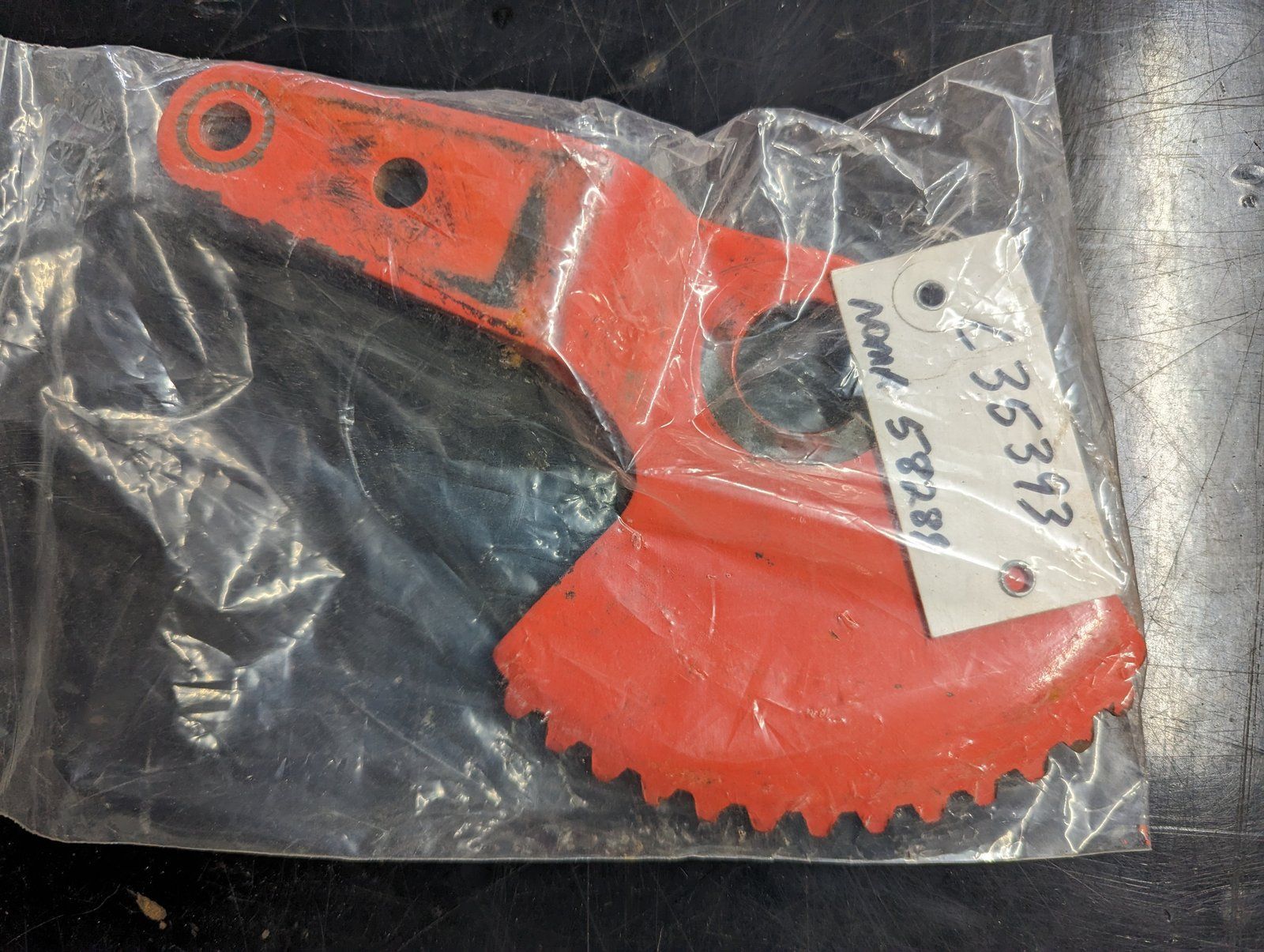 C35393 USED SECTOR STEERING LF (1112) NOMA #58289 - Ingersoll/Case Tractor Part