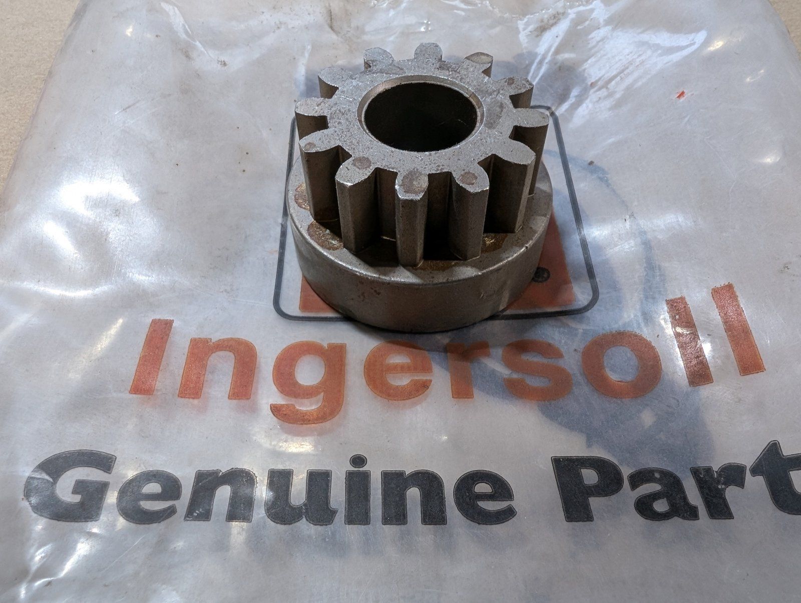 C35400 PINION STEERING NOMA 58244 - Ingersoll/Case Tractor Part