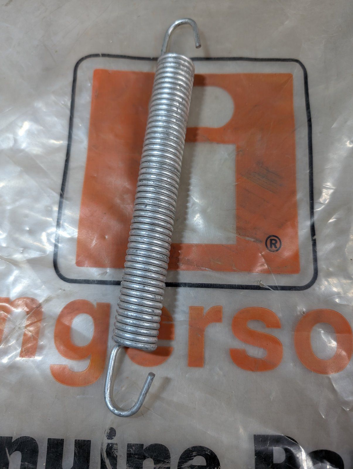 C35464 SPRING - TENSION (1112) NOMA 300473 - Ingersoll/Case Tractor Part
