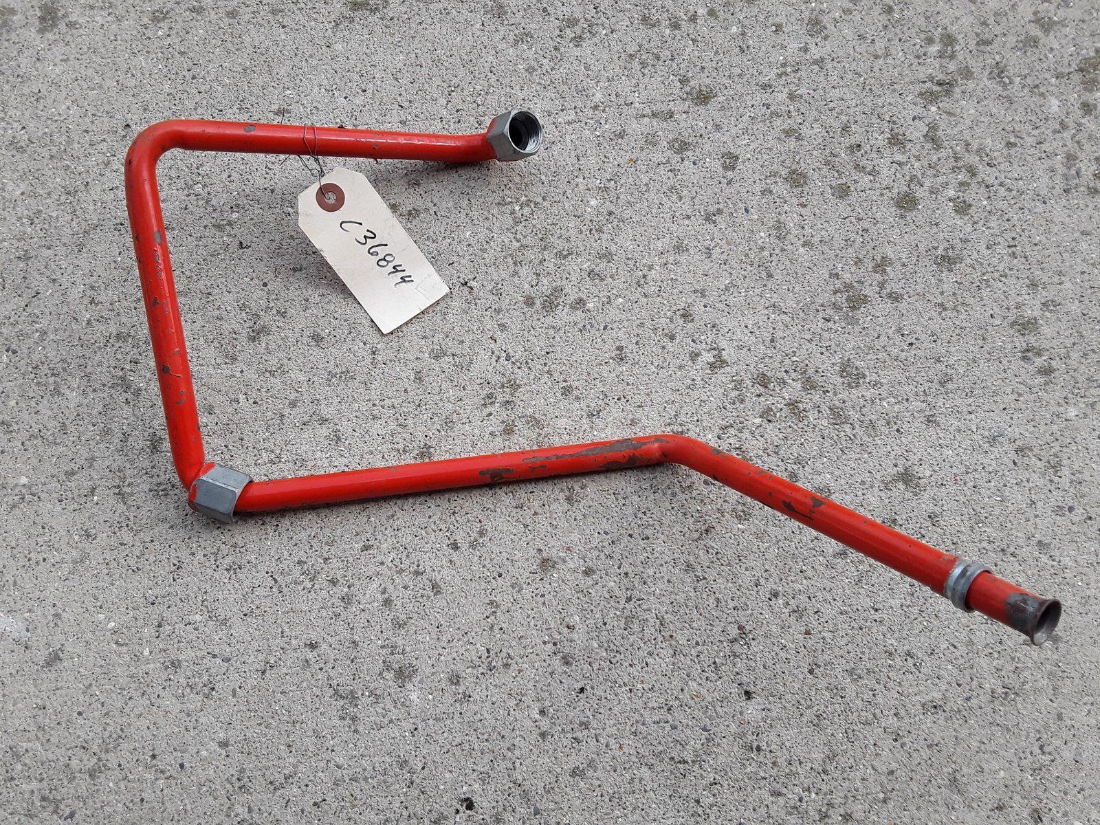 C36844 USED TUBE - FLOW CONTROL TO TRAVEL VALVE - Ingersoll/Case Tractor Part