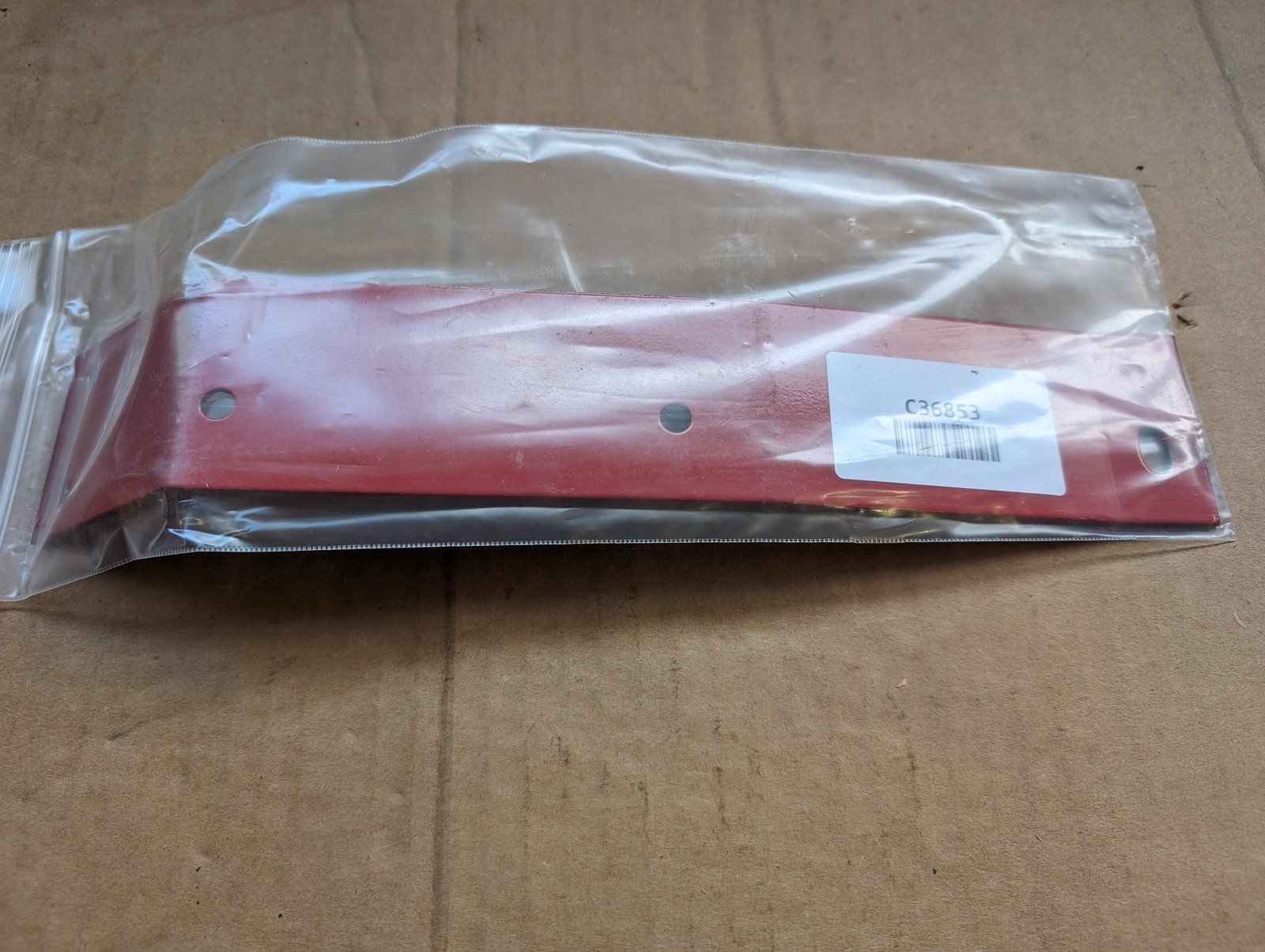 C36853 BRACKET FLOW CONTROL VALVE - Ingersoll/Case Tractor Part