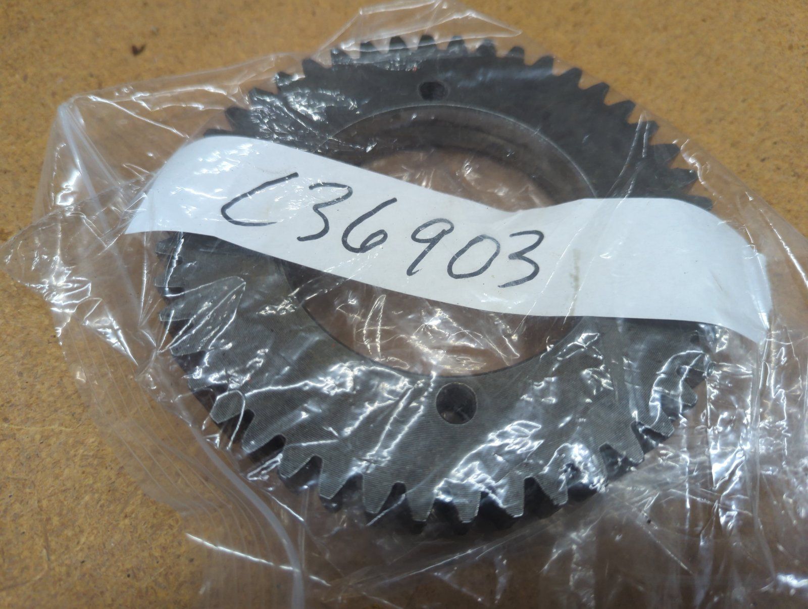 C36903 USED GEAR-RING 46T 20DEG PA 8 DP - Ingersoll/Case Tractor Part