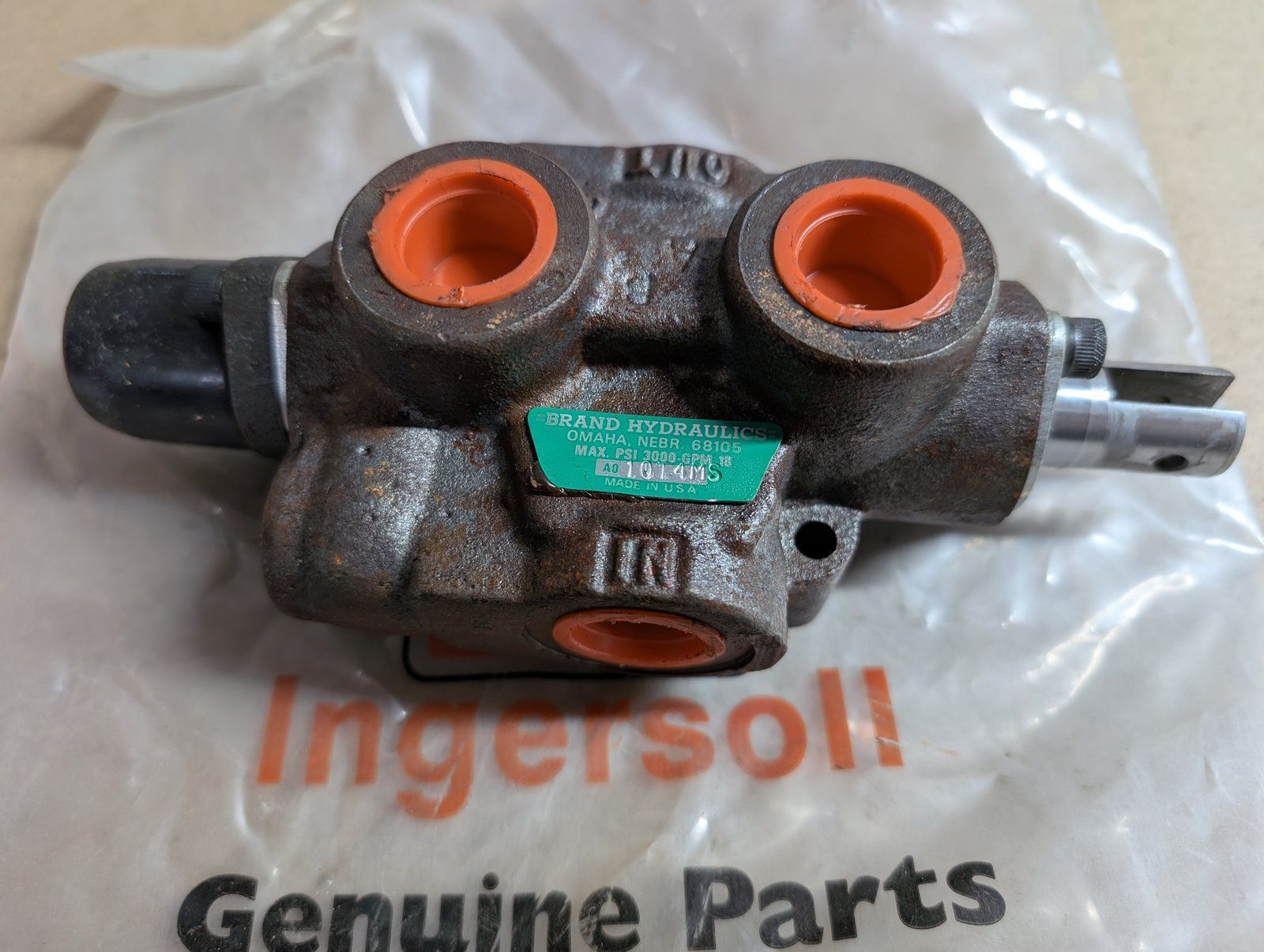 C36910 VALVE - CONTROL PTO ALL HYDRAULIC - NO RELIEF - Ingersoll/Case Tractor Part