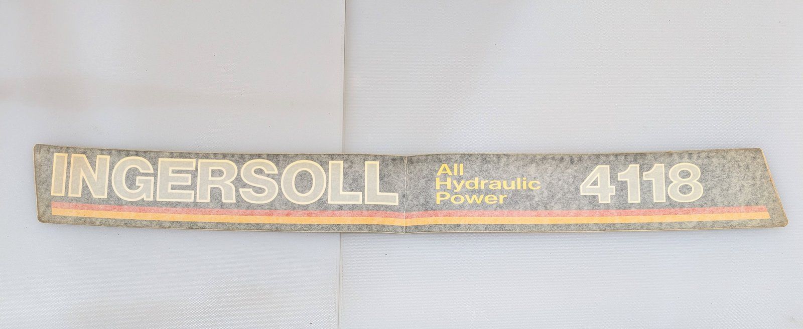 C36928 DECAL HOOD LH 4118 - Ingersoll/Case Tractor Part