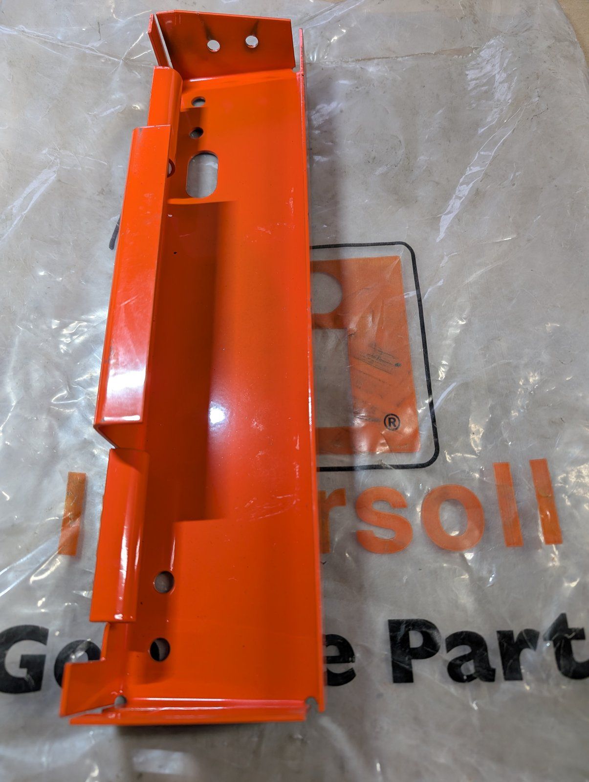 C37017 TRAY - TOOL - Ingersoll/Case Tractor Part