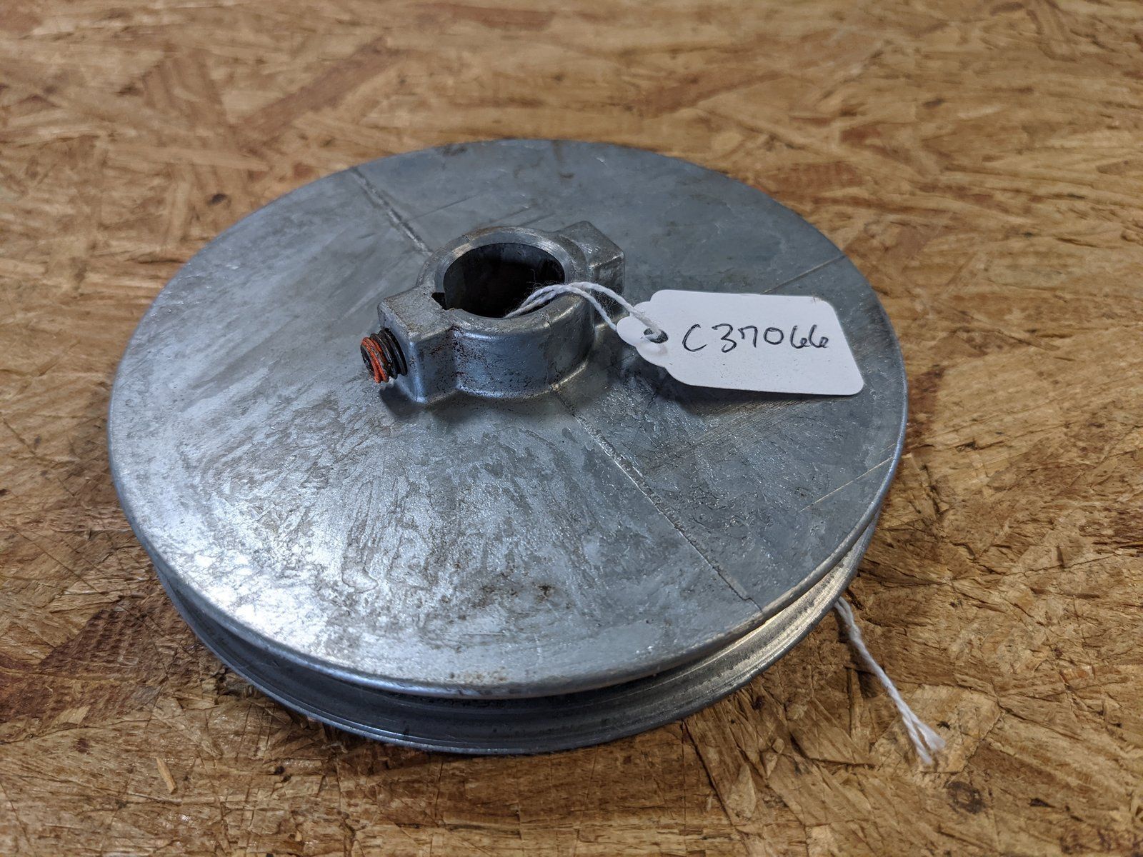 C37066 PULLEY- V "A" 5.00x.751 HUB - Ingersoll/Case Tractor Part