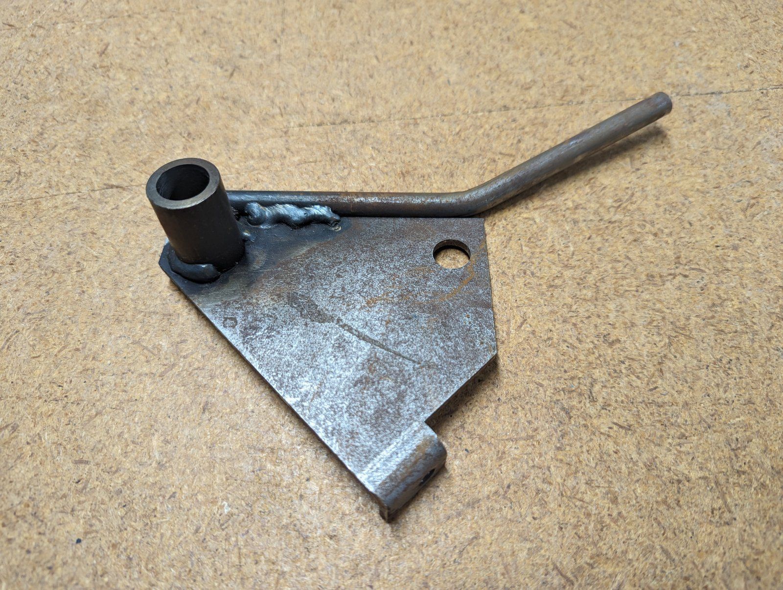 C37122 WMT-IDLER ARM - Ingersoll/Case Tractor Part