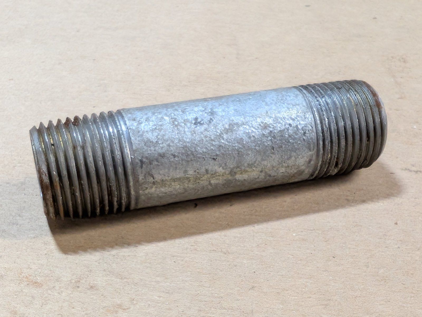 C37142 FITTING - PIPE NIPPLE 1/2-14 NPTF - Ingersoll/Case Tractor Part
