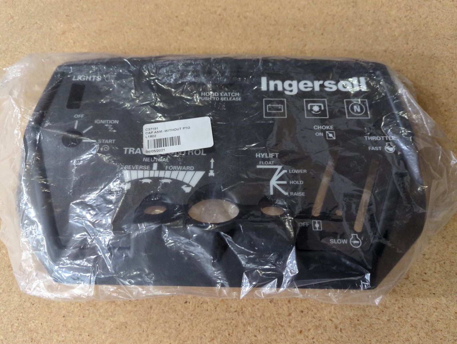 C37191 CAP ASM - WITHOUT PTO - Ingersoll/Case Tractor Part