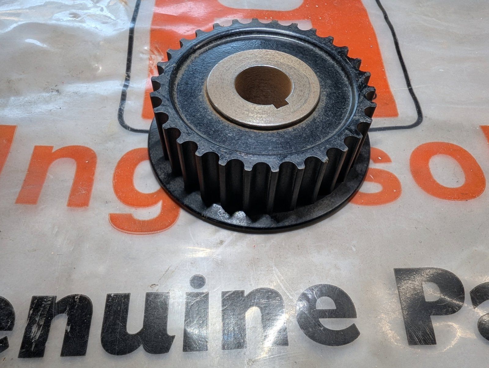C37196 SPROCKET TIMING 30T - Ingersoll/Case Tractor Part