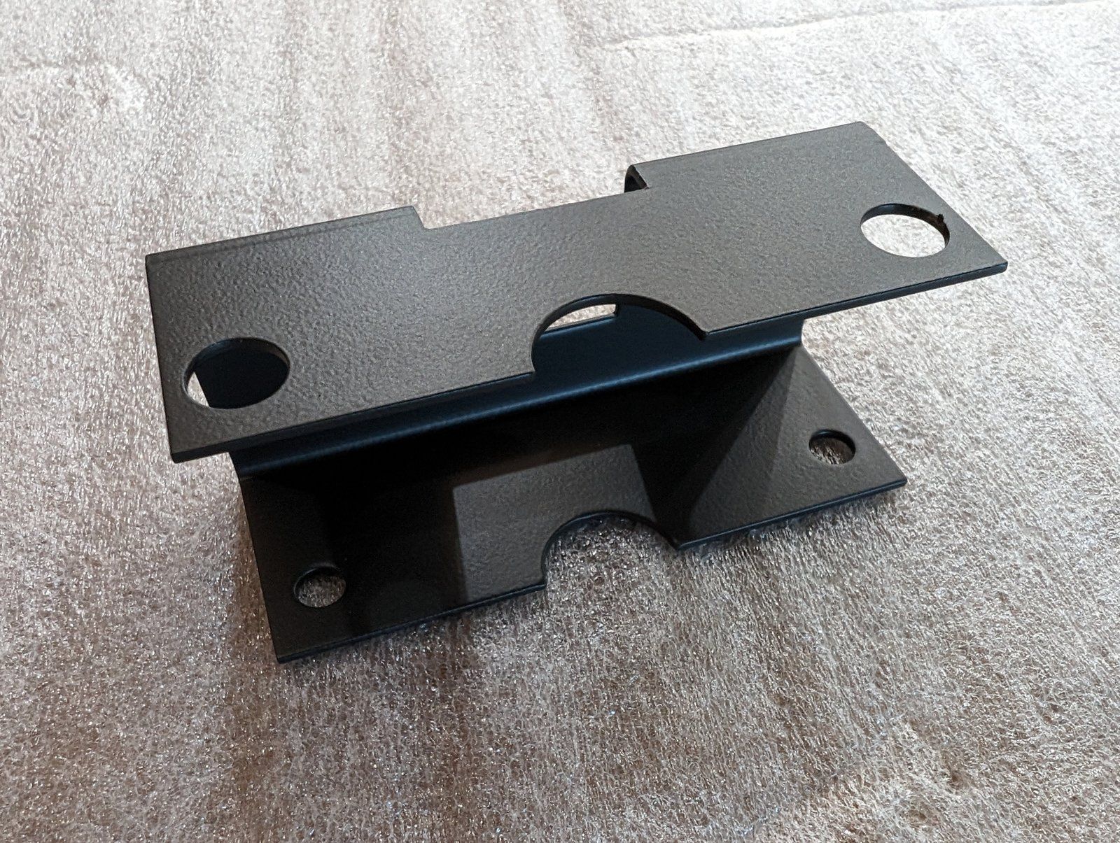 C37257 CARRIER - LOCATOR - Ingersoll/Case Tractor Part