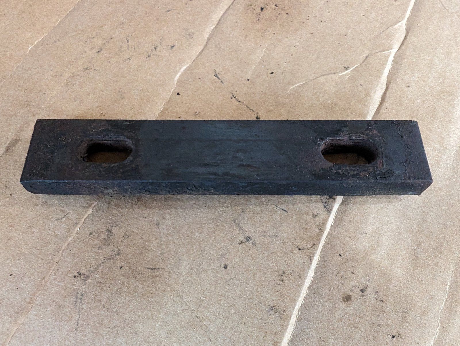 C37276 USED Muffler SPACER 3118 4116 4118 - Ingersoll/Case Tractor Part