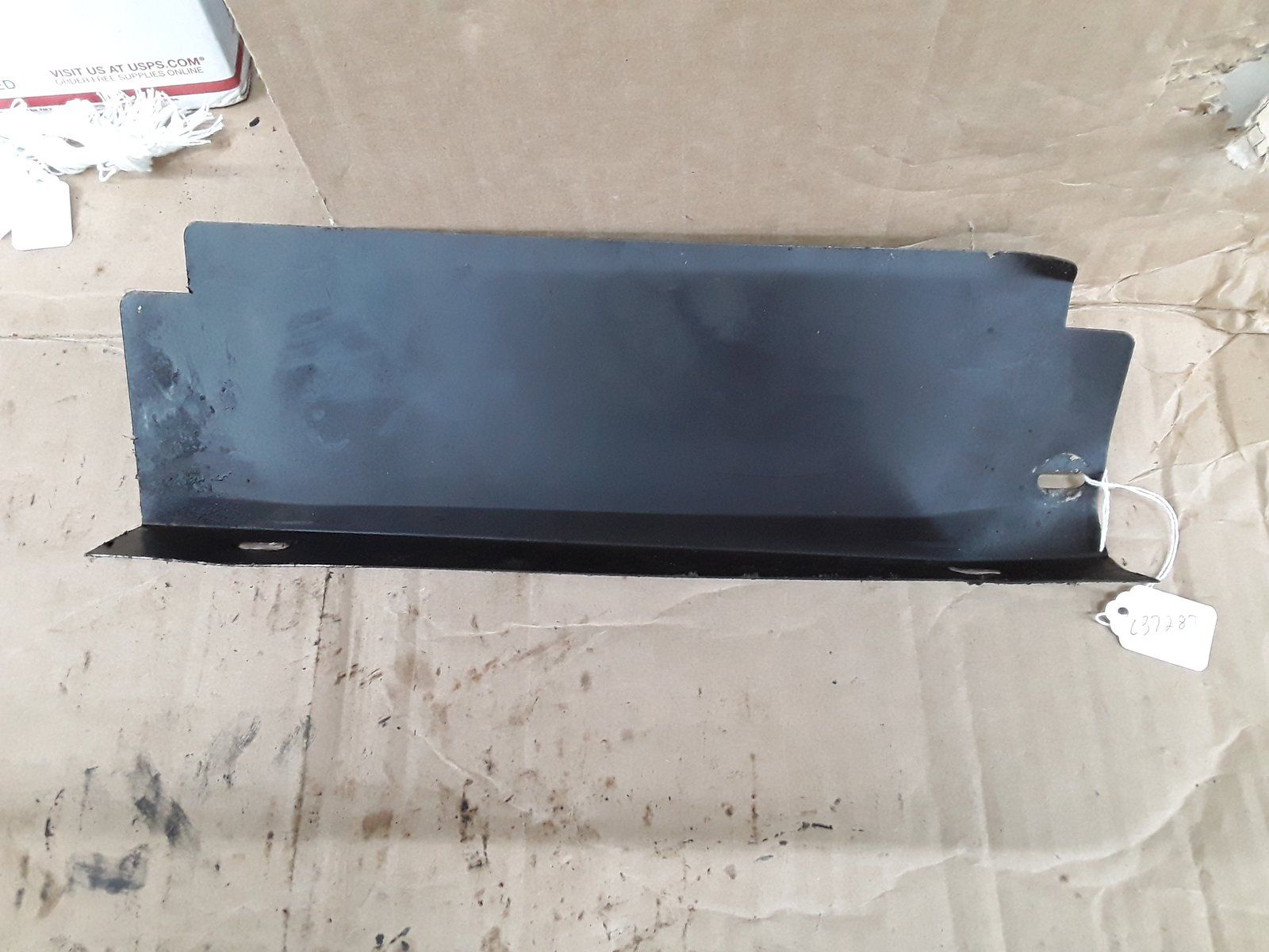 C37287 USED SHIELD - FRONT - Ingersoll/Case Tractor Part