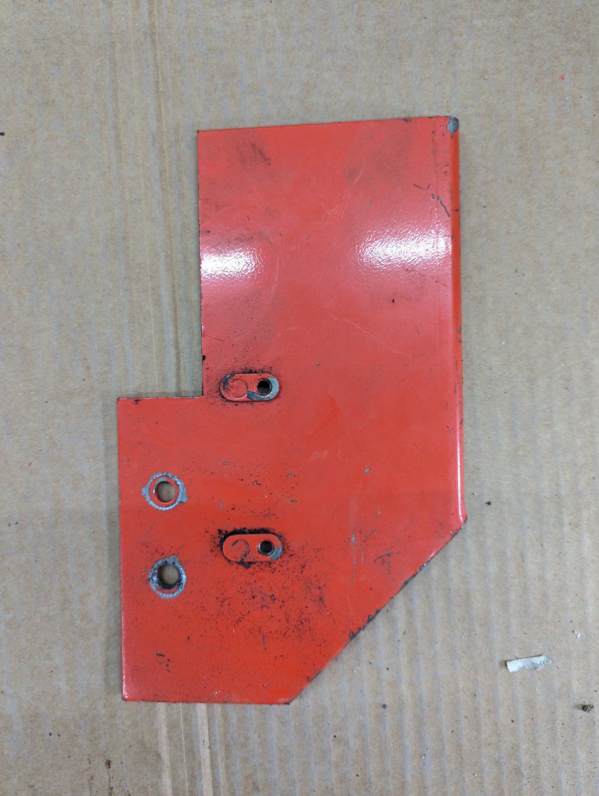 C37291 USED SUPPORT HEAT EXCHANGER LH - Ingersoll/Case Tractor Part