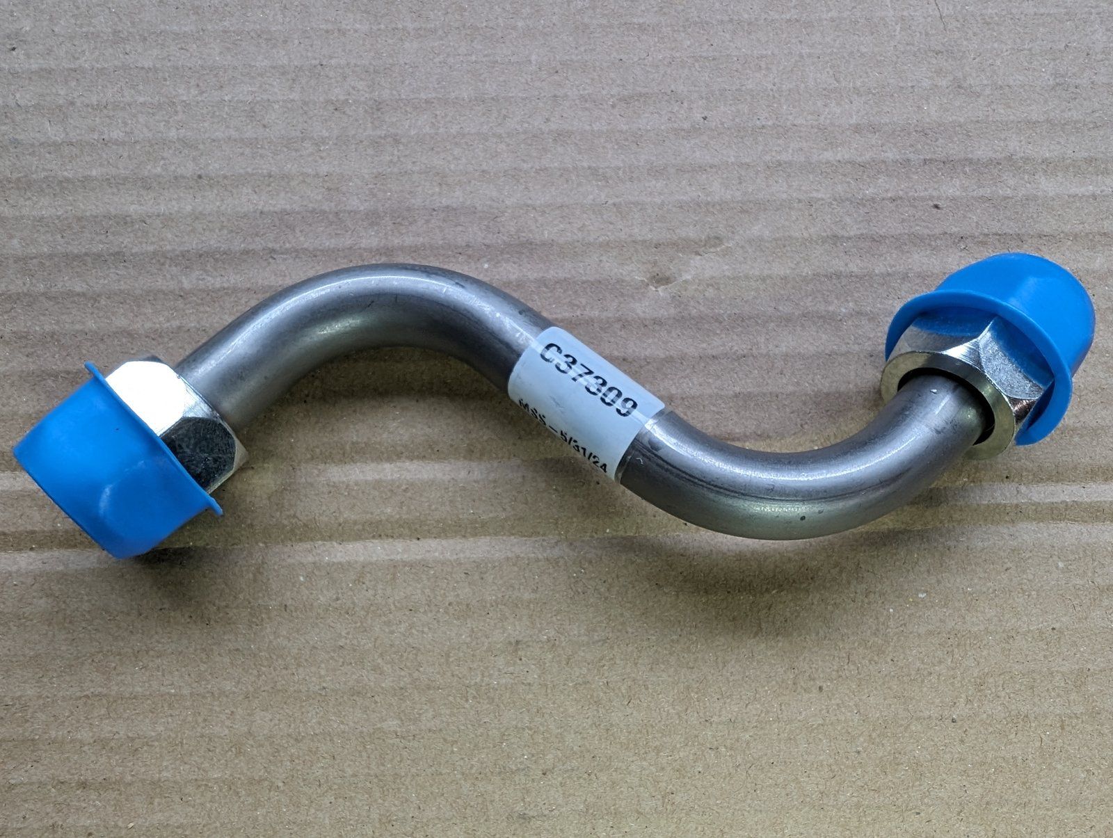C37309 TUBE - VALVE TO MOTOR UPPER - Ingersoll/Case Tractor Part