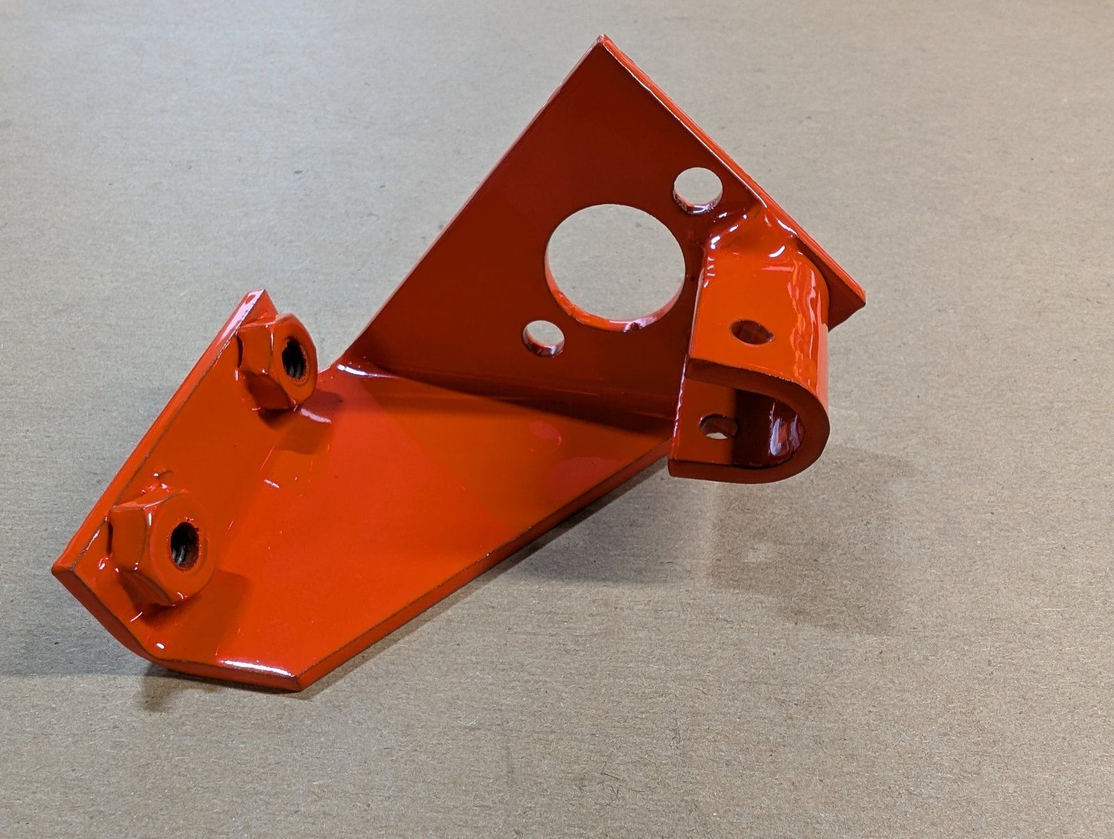 C37401 BRACKET - ACTUATING - PTO VALVE - Ingersoll/Case Tractor Part