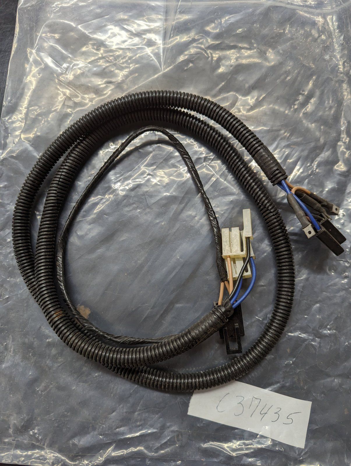C37435 WIRE HARNESS (VANGUARD PTO) - Ingersoll/Case Tractor Part