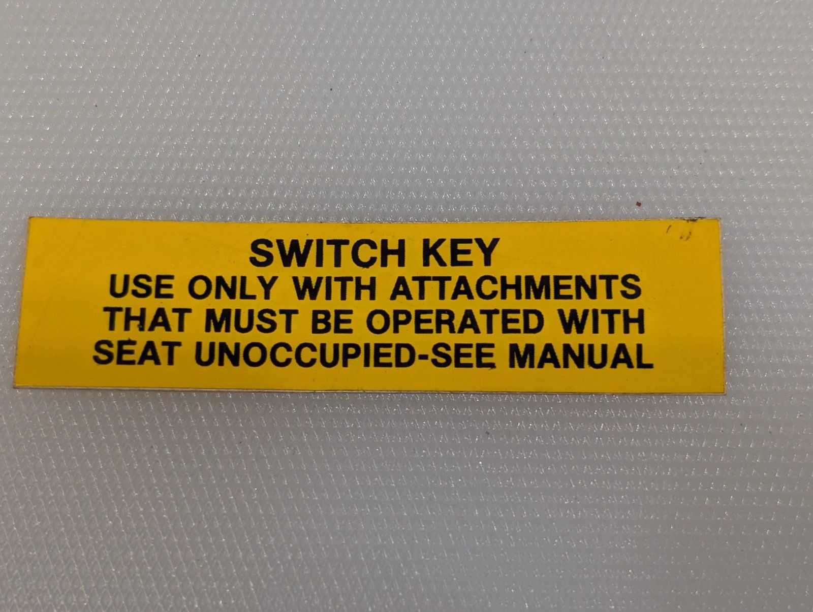 C37440 DECAL KEY OFF SEAT OPERATION - Ingersoll/Case Tractor Part