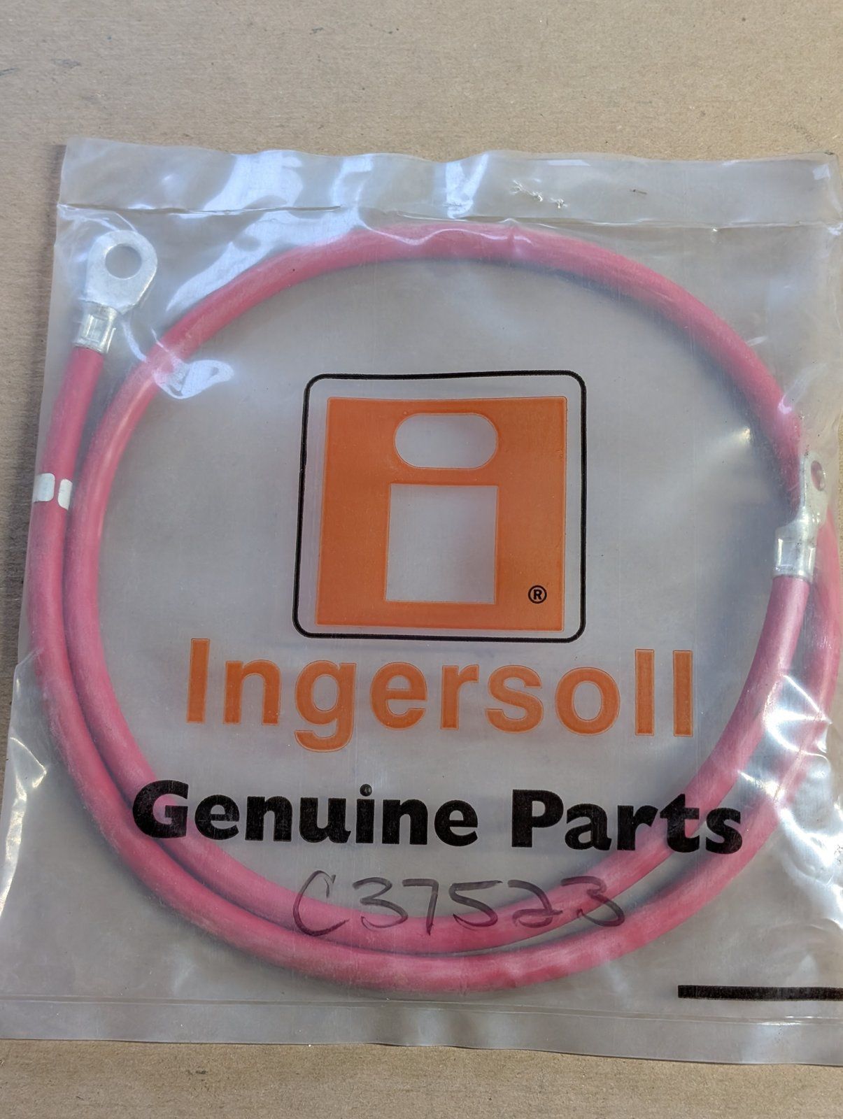 C37523 ( replaces G9002010 ) CABLE - 6 GA X 33 RED (5020V - Ingersoll/Case Tractor Part