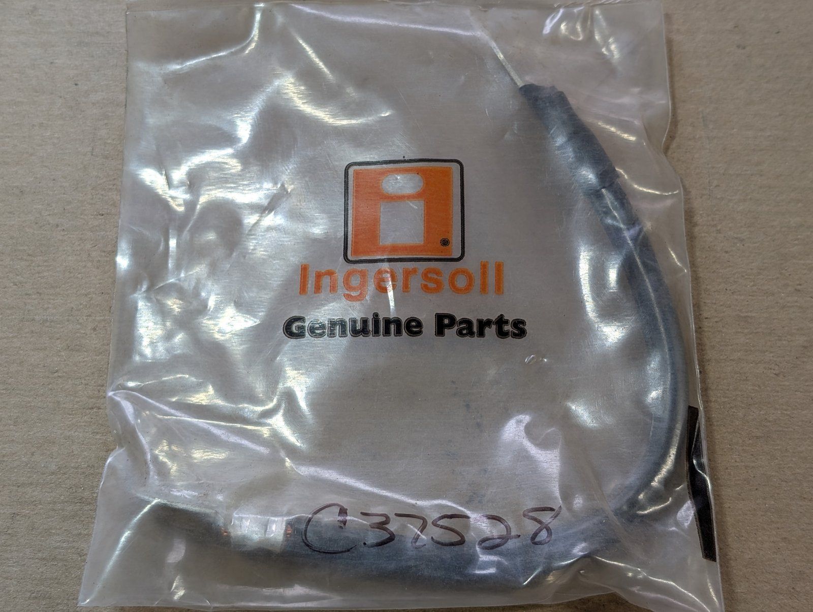 C37528 ( replaces G9002009 ) CABLE 6 GA 7.25 C37524 - Ingersoll/Case Tractor Part