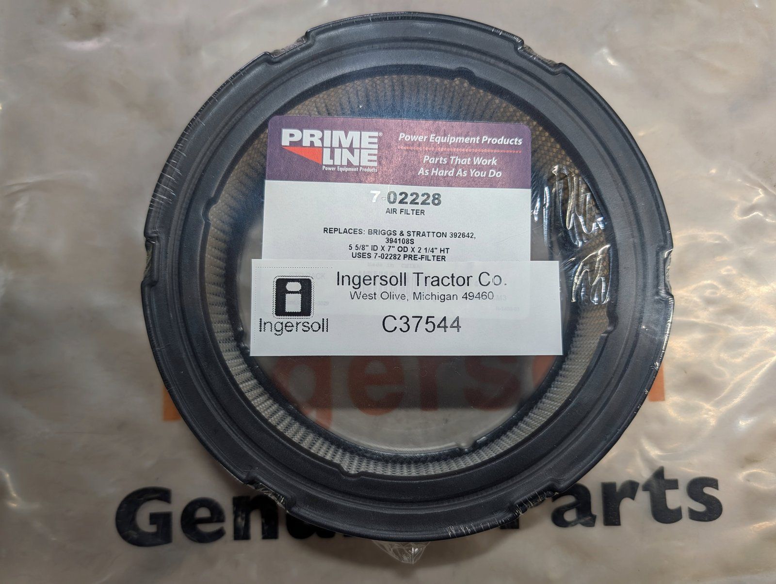 C37544 ( replaces G9005005 ) AIR FILTER ELEMENT BRIGGS 392642 394108S - Ingersoll/Case Tractor Part
